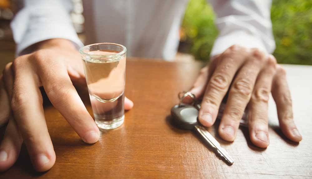 El avance del negacionismo ha traído nuevas creencias con las que cada día tiene que lidiar el médico familiar.